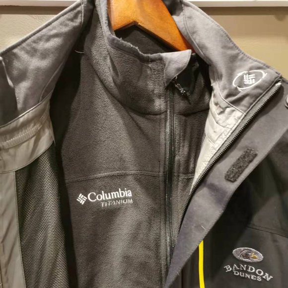 Men's Columbia Titanium Soft Shell Golf Jacket - Picture 1 of 5